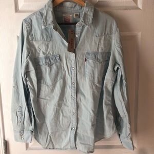 Levi’s denim top NWT